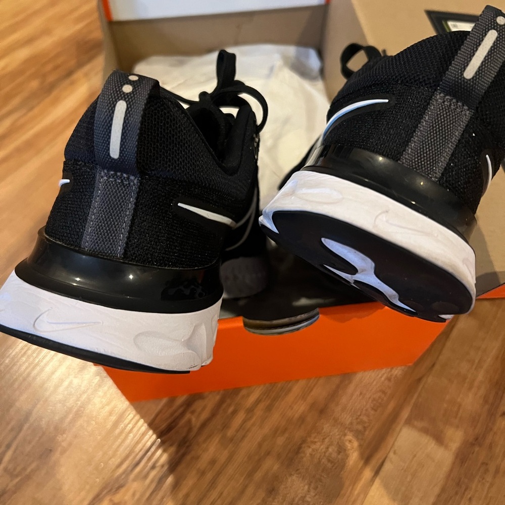 Nike Infinity React - image 7